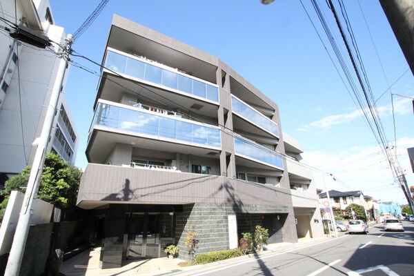 【ライオンズ横浜上大岡】外観 【ライオンズ横浜上大岡】外観