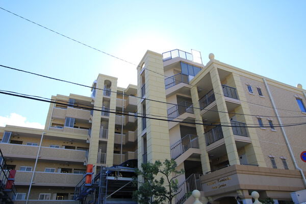 【レイディアント上大岡】外観