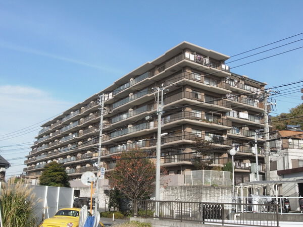 【朝日マンション横浜蒔田】建物外観