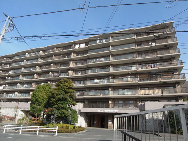 【朝日マンション横浜蒔田】建物外観