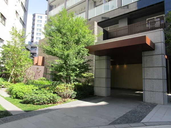 【リビオタワー板橋】エントランス 【リビオタワー板橋】エントランス