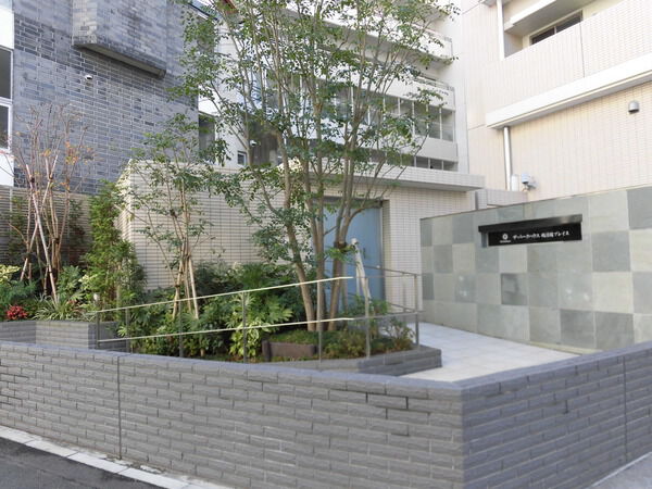 【ザ・パークハウス鵠沼橘プレイス】アプローチ