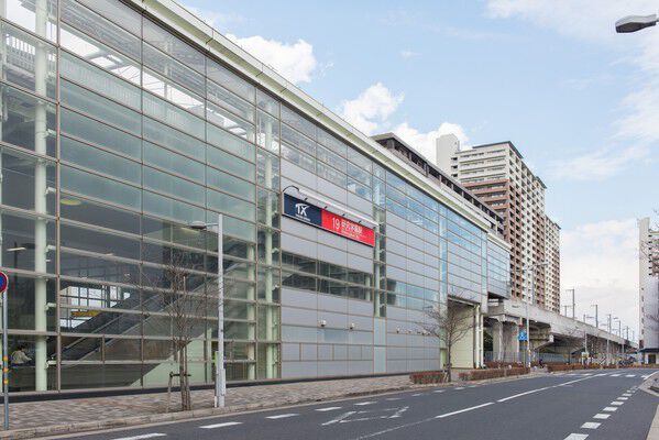 つくばエクスプレス「研究学園」駅まで約170m（徒歩3分）。		