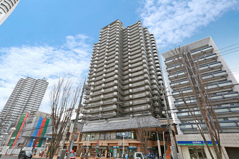 ランドマークにふさわしい高層25階建。メインストリートをセミモール化。 ランドマークにふさわしい高層25階建。メインストリートをセミモール化。