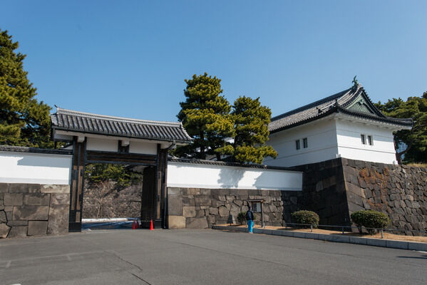 江戸城の面影を伝える「桜田門」は、約1,400m。