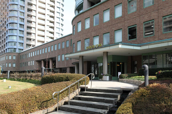 広々としたアプローチ。開放感があります。 広々としたアプローチ。開放感があります。