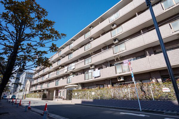 ヴェラハイツ緑道公園