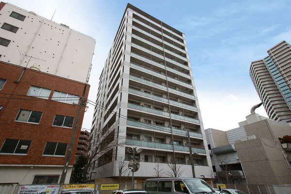 【パークホームズ目黒リバーサウスアーバンレジデンス】光と風を楽しめる住空間。70％以上が南向き住戸です。