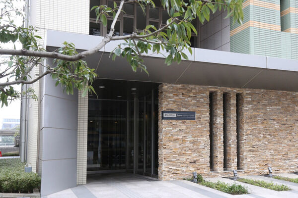 駐車場・駐輪場は地下に設けられ、地下フロアからはダイレクトに住戸への移動が可能。