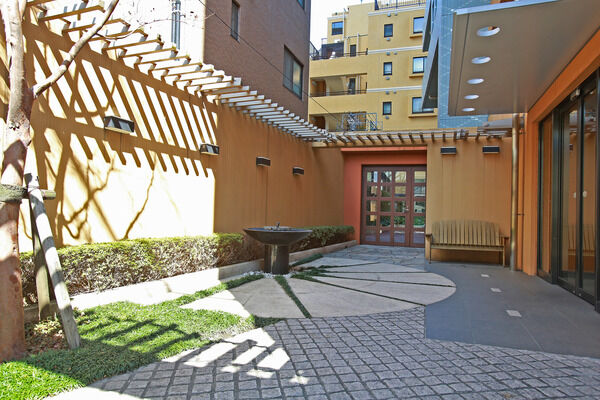 ホテルのようなリラクゼーションを演出するアプローチ。		