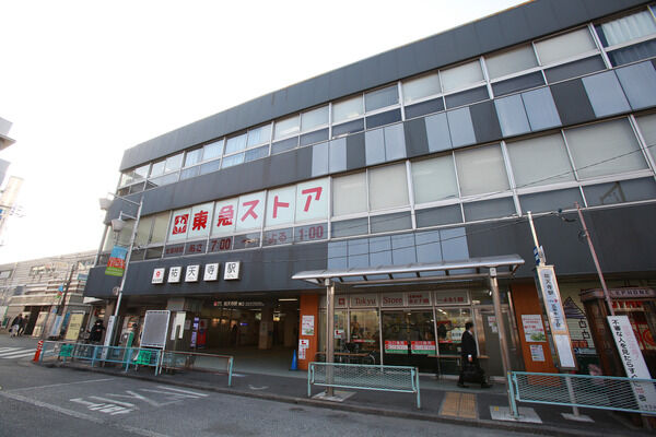 東急東横線「祐天寺」駅は、徒歩18分。