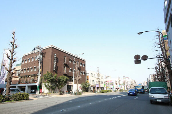 「目黒インテリアストリート」まで、約160m(徒歩2分)。		