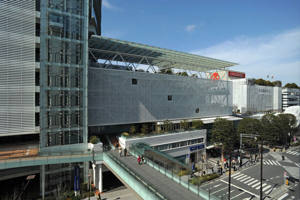 「玉川高島屋ショッピングセンター」まで約1,240m（徒歩16分）。