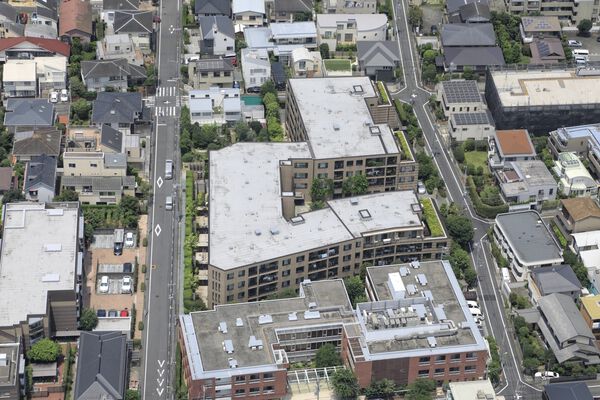 中庭をはじめ、ガーデンはプロのガーデナーが手がけています。