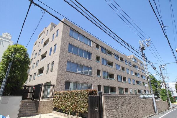 松濤アパートメント