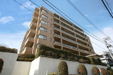 通風・採光に配慮したバルコニープランを採用。 通風・採光に配慮したバルコニープランを採用。
