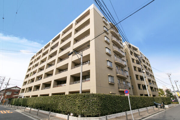 【西が丘パークホームズ】ルーフバルコニーがお洒落。風格ある佇まいが安心の暮らしを約束します。 【西が丘パークホームズ】ルーフバルコニーがお洒落。風格ある佇まいが安心の暮らしを約束します。