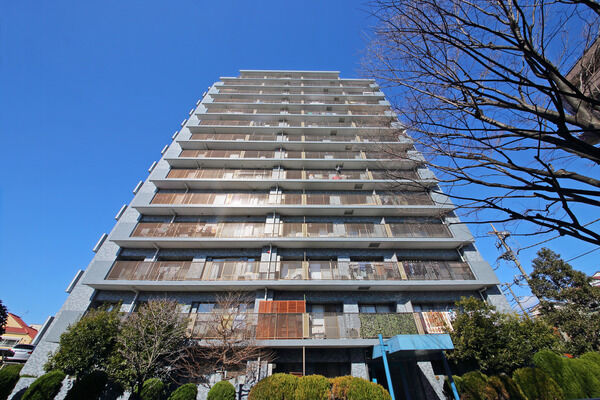 【四つ木パークホームズ】プラネタリウムなどの文化施設周辺に点在し、思い思いの時を過ごす事ができます。 【四つ木パークホームズ】プラネタリウムなどの文化施設周辺に点在し、思い思いの時を過ごす事ができます。