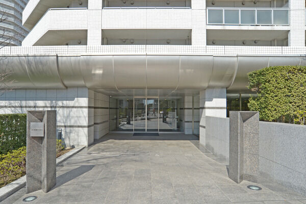 癒しとくつろぎの共用施設が充実した住まいです。