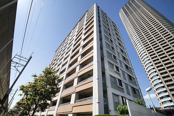 【レアリス武蔵小杉】JR南武線「武蔵小杉」駅徒歩3分。主要都市へもスムーズアクセス。					