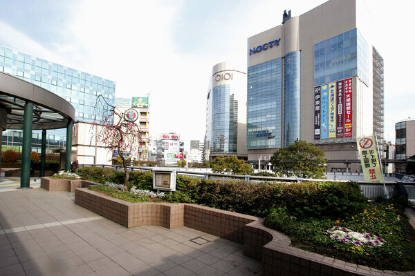 大型ショッピング施設と個性あふれる商店街が共存する「溝ノ口」駅周辺。