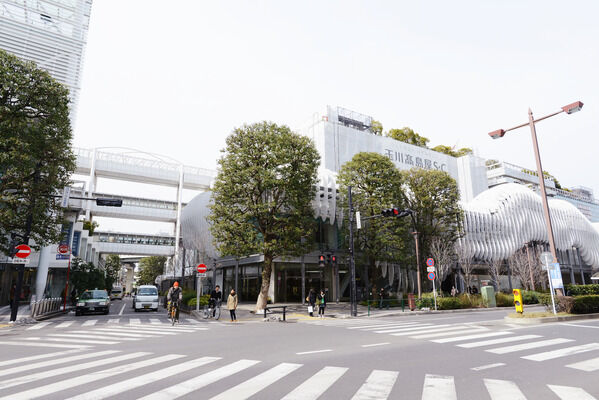 「玉川高島屋」は、約1,400m（徒歩16分）。