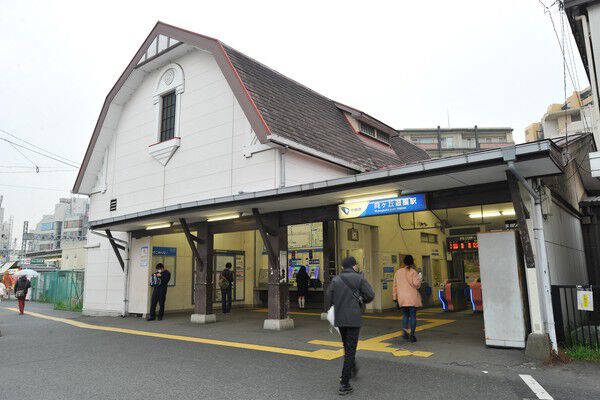 小田急電鉄小田原線「向ヶ丘遊園」駅まで約160m(徒歩2分)。 小田急電鉄小田原線「向ヶ丘遊園」駅まで約160m(徒歩2分)。