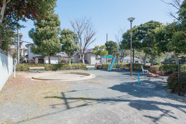 「王禅寺こども公園」は、約20m（徒歩1分）。