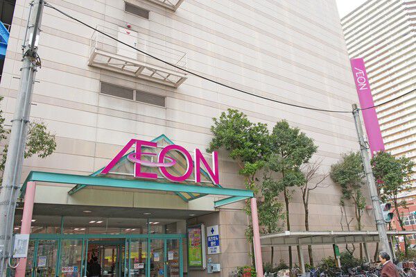 大型ショッピングモール「イオン西大津店」は、約450m(徒歩6分)。 大型ショッピングモール「イオン西大津店」は、約450m(徒歩6分)。