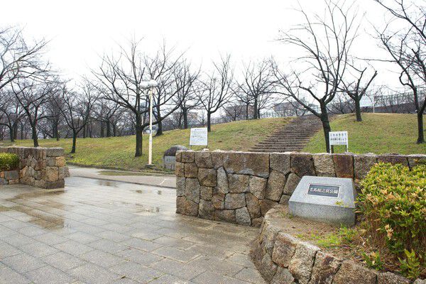 大川沿いの「毛馬桜之宮公園」まで約1,600m（徒歩20分）で散歩に最適です。