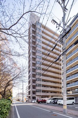 平尾駅前パークホームズ