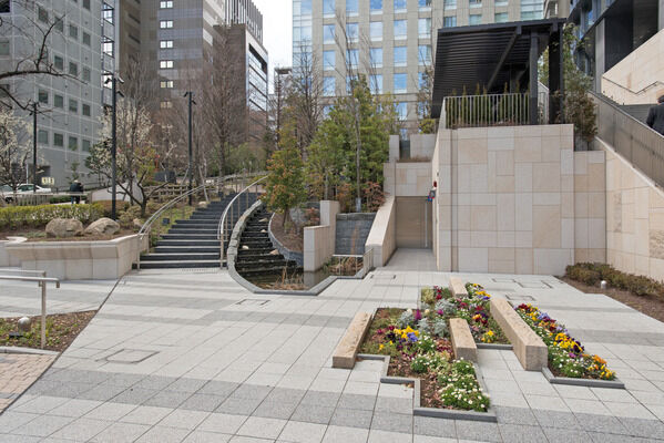 共有部のデザインは日本を代表するデザイナーである橋本夕紀夫氏が担当。		