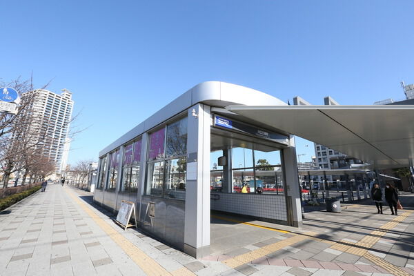 埼玉高速鉄道線「川口元郷」駅まで約1,100m(徒歩14分)。 埼玉高速鉄道線「川口元郷」駅まで約1,100m(徒歩14分)。