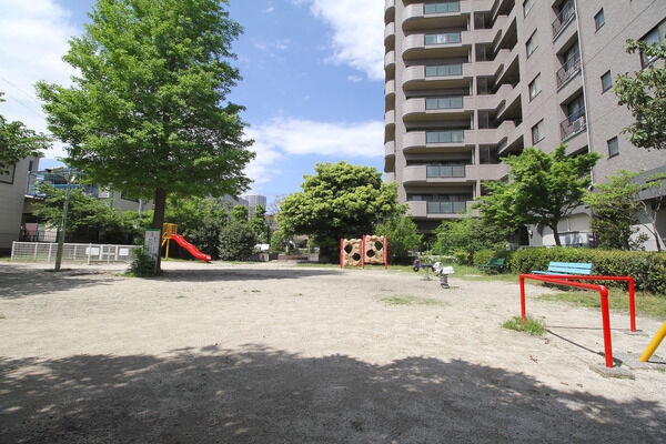 西寿町公園　現地より約30ｍ