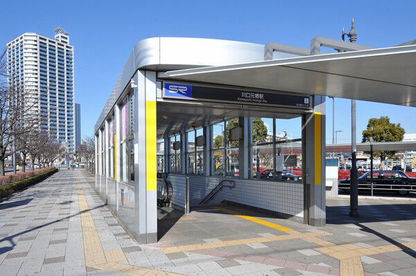 埼玉高速鉄道「川口元郷」駅までは約520m（徒歩7分）。		