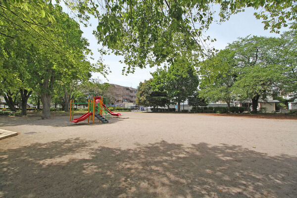 和田北公園　現地より約150m