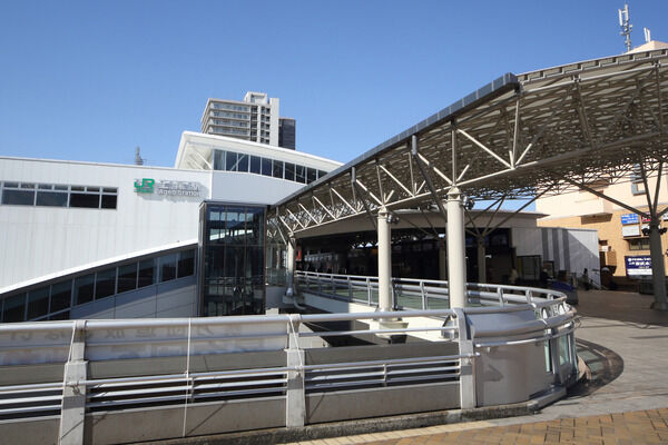 高崎線「上尾」駅は、徒歩11分。