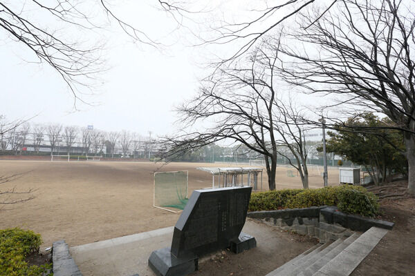 「越谷流通公園」まで約1,400m（徒歩18分）。		