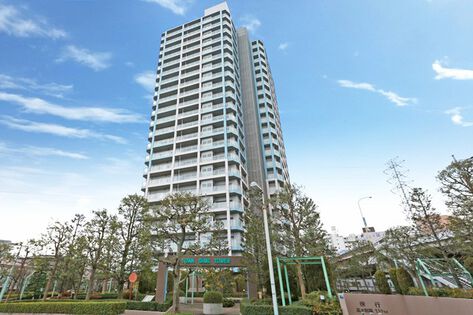 地上22階建、総戸数128戸の潤いあるコミュニティ。 地上22階建、総戸数128戸の潤いあるコミュニティ。