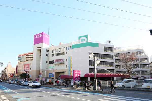 「イオン新座店」まで約130m（徒歩2分）です。		