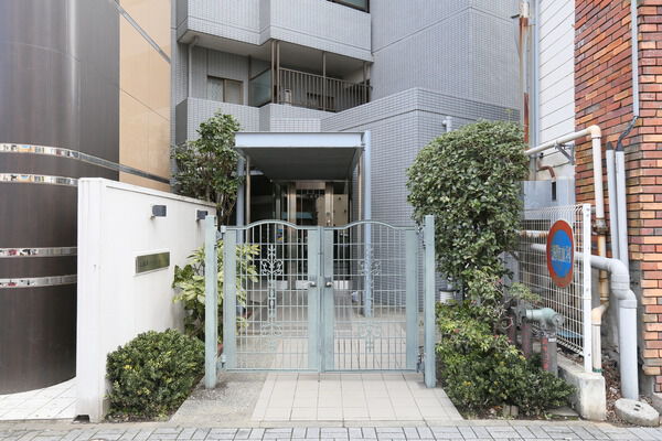 南向きの部屋は、爽やかな風が通り抜けます。		