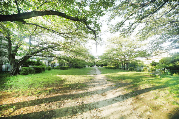 真砂5丁目第4公園　現地より約370m