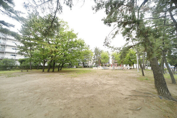 真砂二丁目第二公園　現地より約160m