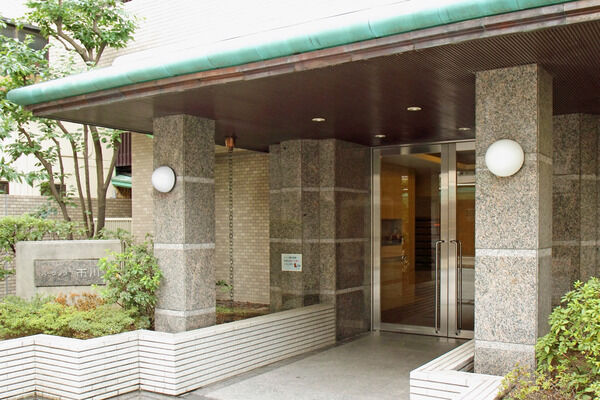 【パークノヴァ市川】エントランスのオートロックシステムで暮らしの安全を確かなものに。