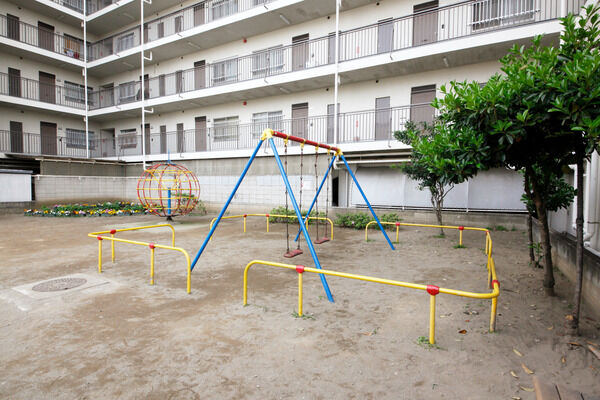 近隣公園　現地より約20m