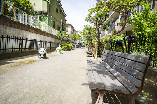 谷津2号児童遊園　現地より約50m