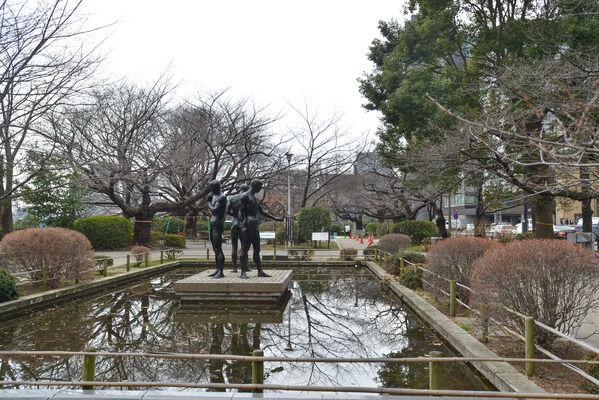 「千鳥ヶ淵公園」までは約560ｍ（徒歩7分）。