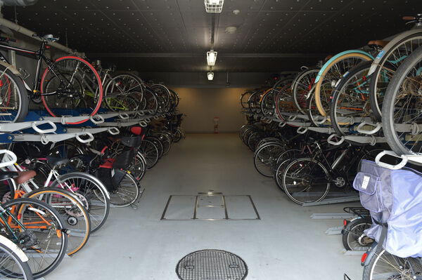 1階の自転車置場には378台が駐輪可能。		