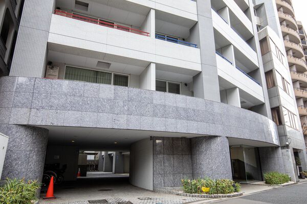 ラヴォーグ南青山