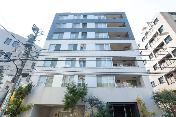 【パークホームズ市ヶ谷】地上8階建て、総戸数21戸の居住空間が、ゆとりのある生活をお約束します。 【パークホームズ市ヶ谷】地上8階建て、総戸数21戸の居住空間が、ゆとりのある生活をお約束します。